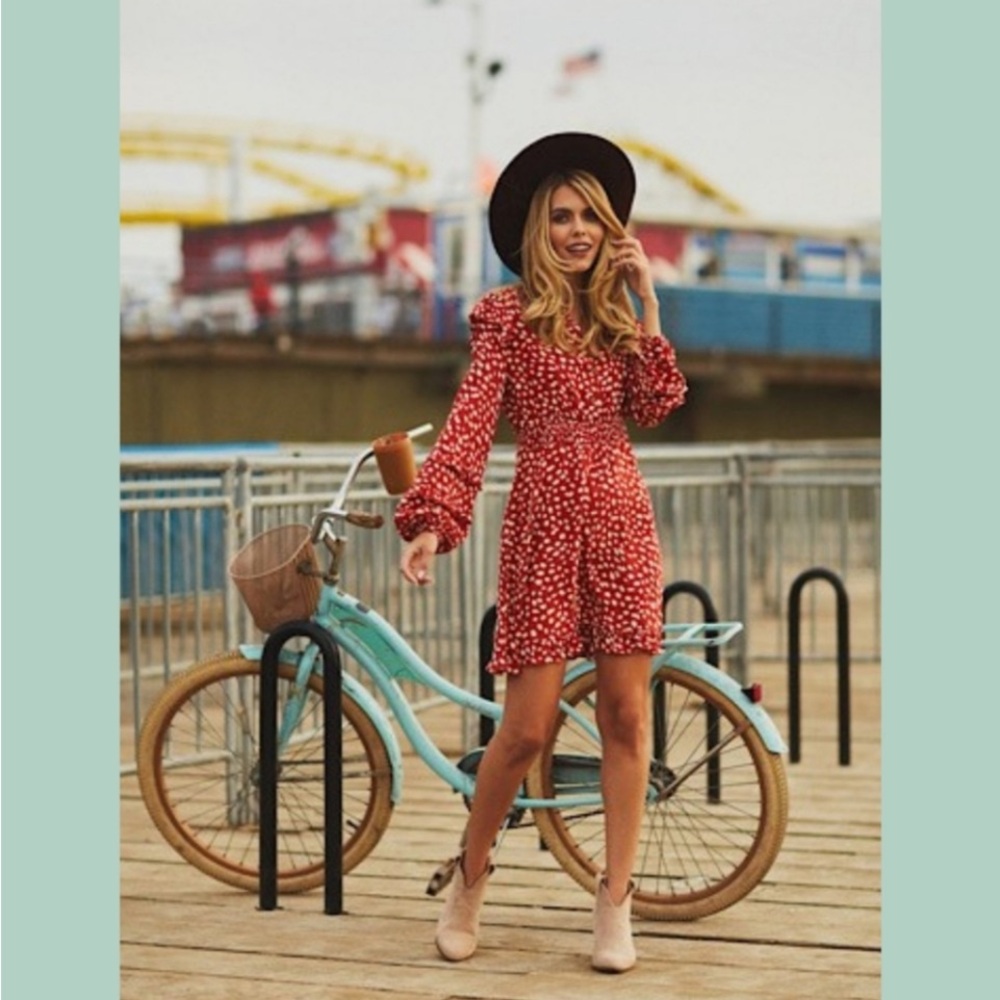 ♥️🎈NWT RED WHITE POLKADOT DRESS